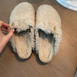 Birkenstock Women's Tan Shearling Slippers